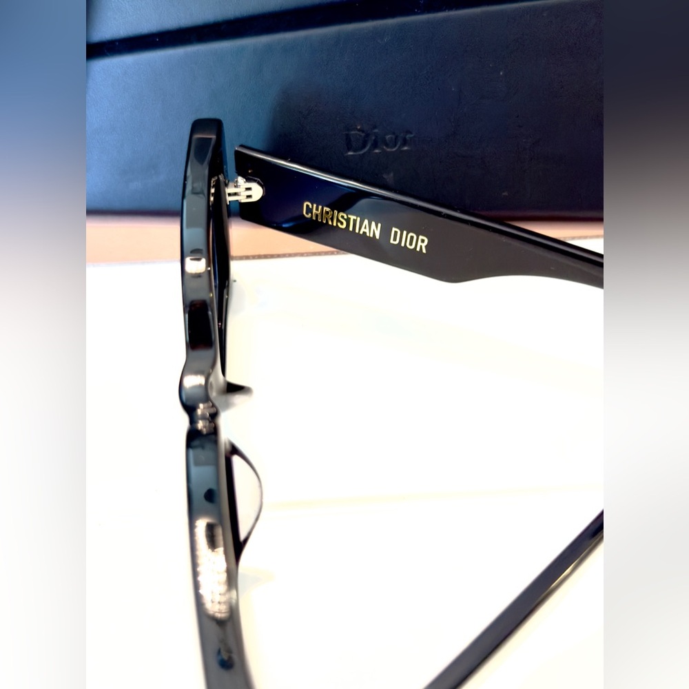 New Dior Pacific Sunglasses - Picture 5 of 8